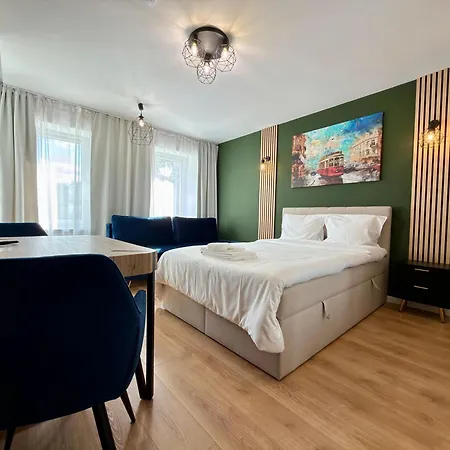 Apartment Olesnicka Deluxe By Bookinghost